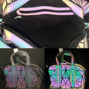 Geometric handbag style purse large pattern